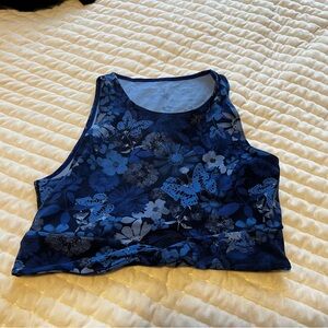 Offline aerie crop size L